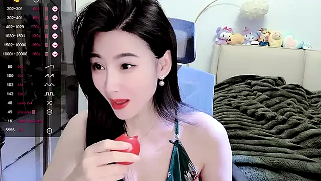 Snapshot of FeiFei-babe chatting on March 2025 02:32:01 PM FeiFei-babe online show from March 2025 02:32:01 PM