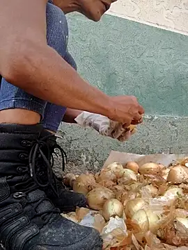 Snapshot of brigitht chatting on February 2026 05:17:02 PM brigitht online show from February 2026 05:17:02 PM