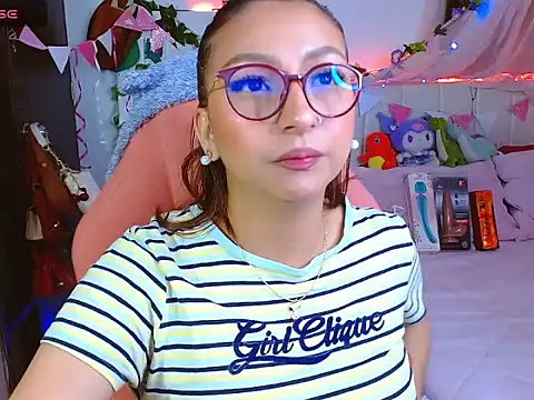 Snapshot of Littlerouse_ chatting on July 2026 09:12:02 AM Littlerouse online show from July 2026 09:12:02 AM