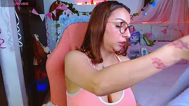 Snapshot of Littlerouse_ chatting on July 2026 08:34:01 AM Littlerouse online show from July 2026 08:34:01 AM