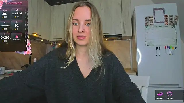 Snapshot of violet_blue_eyes chatting on December 2024 12:16:02 PM violet blue eyes online show from December 2024 12:16:02 PM