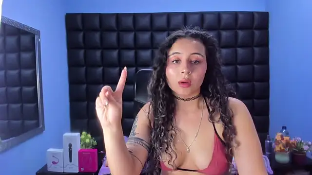 Snapshot of celeste_blue69 chatting on February 2026 04:42:02 AM celeste blue69 online show from February 2026 04:42:02 AM