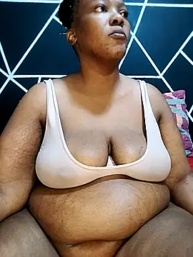 Snapshot of YummyChocolatexx2 chatting on July 2026 11:46:01 AM YummyChocolatexx2 online show from July 2026 11:46:01 AM