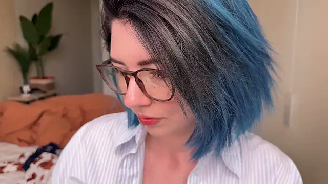 Snapshot of _vixenp chatting on June 2026 04:31:01 PM vixenp online show from June 2026 04:31:01 PM