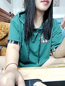 Snapshot of cream1299 chatting on February 2025 09:11:01 AM cream1299 online show from February 2025 09:11:01 AM