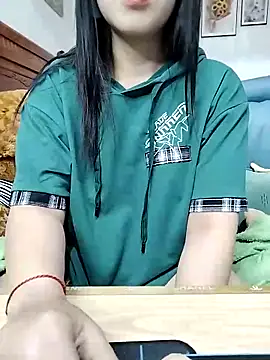 Snapshot of cream1299 chatting on February 2025 12:49:02 AM cream1299 online show from February 2025 12:49:02 AM