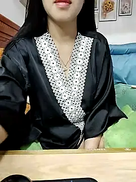 Snapshot of cream1299 chatting on March 2025 09:29:01 PM cream1299 online show from March 2025 09:29:01 PM