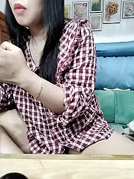 Snapshot of cream1299 chatting on March 2025 11:53:01 AM cream1299 online show from March 2025 11:53:01 AM