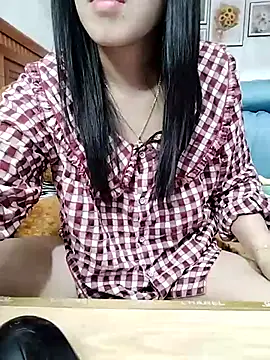 Snapshot of cream1299 chatting on March 2025 05:11:01 AM cream1299 online show from March 2025 05:11:01 AM