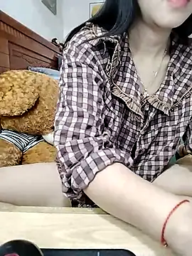 Snapshot of cream1299 chatting on March 2025 09:53:02 PM cream1299 online show from March 2025 09:53:02 PM