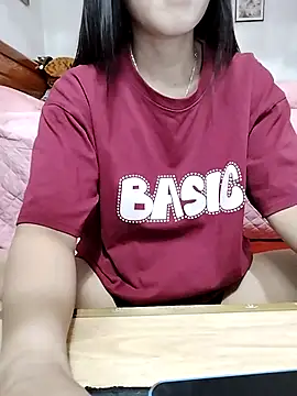 Snapshot of cream1299 chatting on September 2025 11:45:01 AM cream1299 online show from September 2025 11:45:01 AM