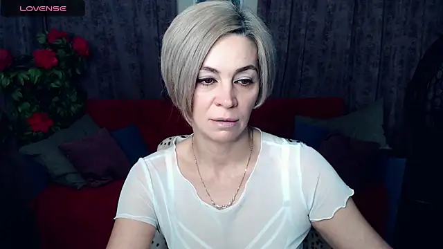 Snapshot of Blonde_lola444 chatting on January 2025 07:53:01 PM Blonde lola444 online show from January 2025 07:53:01 PM