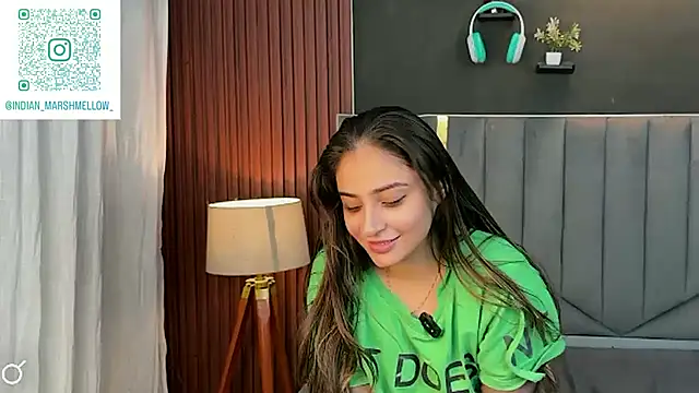 Snapshot of demieliss chatting on October 2025 05:52:02 PM demieliss online show from October 2025 05:52:02 PM