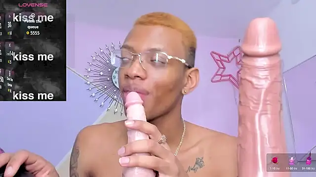 Tiffany Valentine15 online show from September 2025 01:15:02 PM