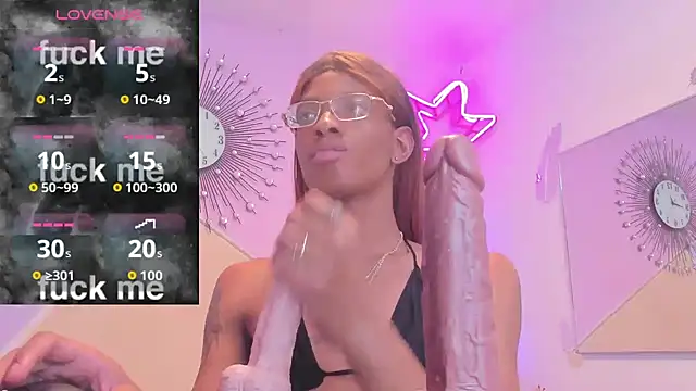 Tiffany Valentine15 online show from October 2025 08:53:02 PM