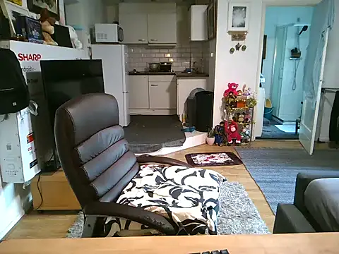 mihaimichael online show from October 2025 02:51:02 PM