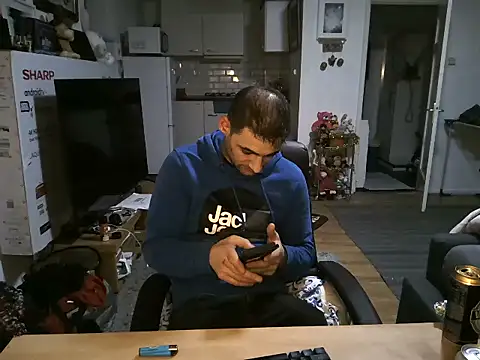 mihaimichael online show from November 2025 12:33:01 AM