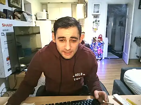 mihaimichael online show from December 2025 11:54:01 PM