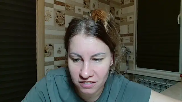 Snapshot of TherestlessKitty chatting on May 2026 10:36:01 PM TherestlessKitty online show from May 2026 10:36:01 PM