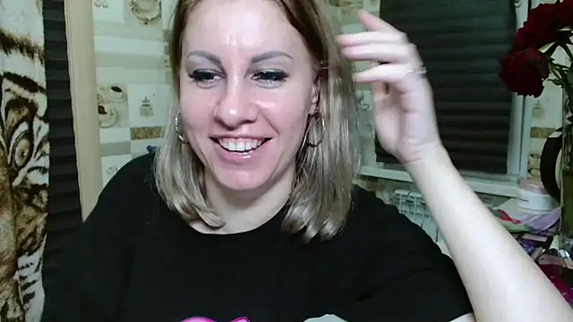 Snapshot of TherestlessKitty chatting on June 2026 02:24:02 AM TherestlessKitty online show from June 2026 02:24:02 AM