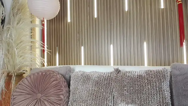 Tayzon Foxxx online show from April 2026 08:31:01 PM