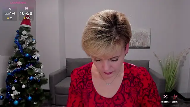 Snapshot of Julia_Wilsone chatting on December 2024 01:30:02 PM Julia Wilsone online show from December 2024 01:30:02 PM