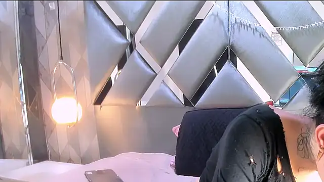 MadisonWood01 online show from April 2026 06:24:01 AM