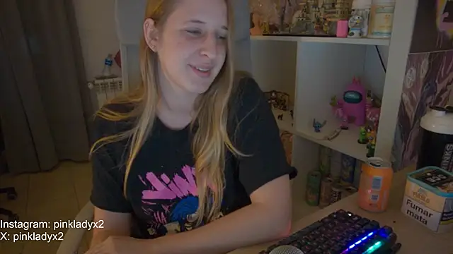 Pinkyladyxxx online show from November 2025 05:45:02 PM