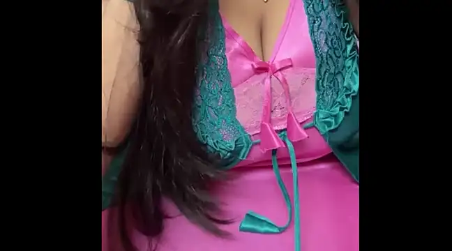 Moody Girl2 online show from December 2024 06:37:02 PM