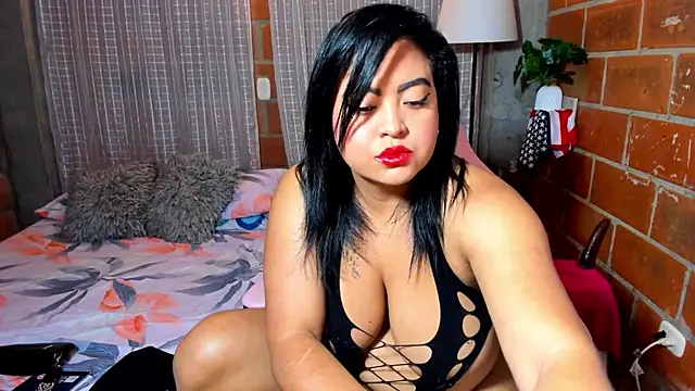 Snapshot of ivy_roosx chatting on July 2026 08:12:02 PM ivy roosx online show from July 2026 08:12:02 PM