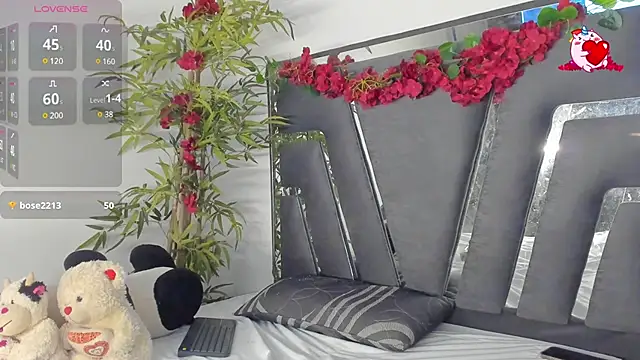 Black Rose2 online show from February 2025 03:09:02 PM