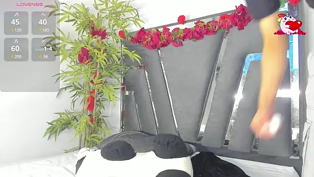 Black Rose2 online show from March 2025 11:47:02 AM