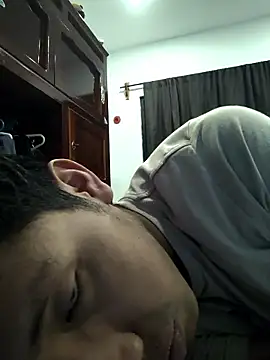 Snapshot of Angel123Zha chatting on March 2026 05:00:02 AM Angel123Zha online show from March 2026 05:00:02 AM