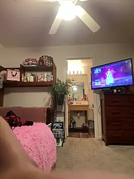 thatonelightskinn online show from December 2024 04:28:02 AM