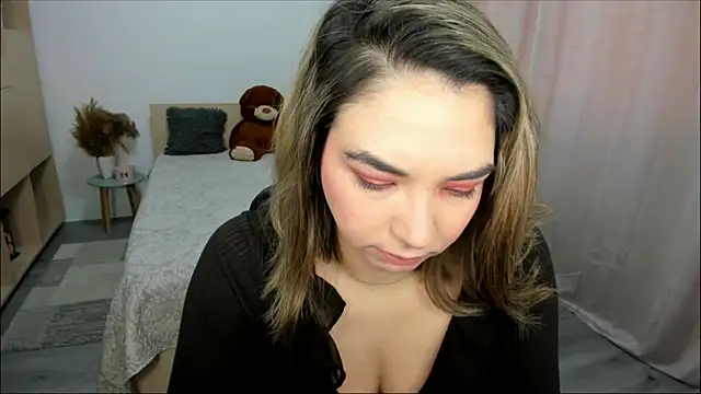 Alexa Dolly12 online show from March 2026 08:18:02 AM