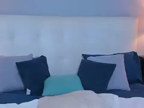 Snapshot of SaraaJhonsonn chatting on January 2025 06:59:02 PM SaraaJhonsonn online show from January 2025 06:59:02 PM