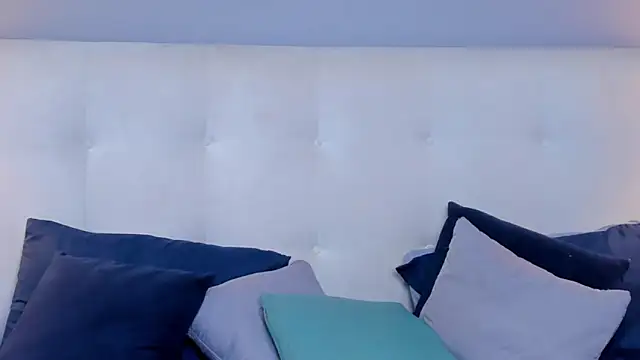 Snapshot of SaraaJhonsonn chatting on February 2025 09:25:02 PM SaraaJhonsonn online show from February 2025 09:25:02 PM