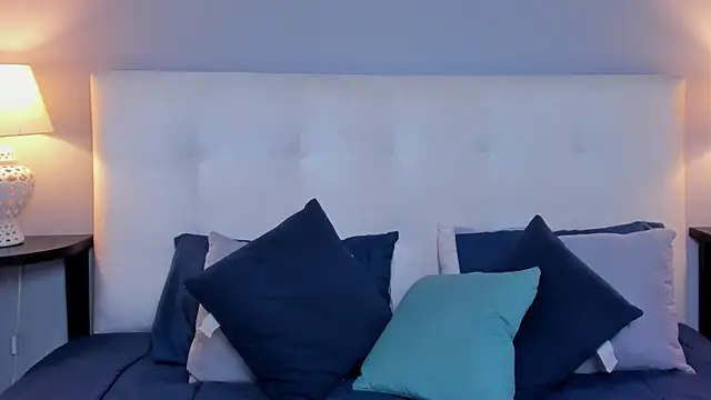 Snapshot of SaraaJhonsonn chatting on February 2025 04:39:02 PM SaraaJhonsonn online show from February 2025 04:39:02 PM