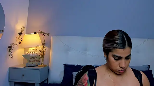 Snapshot of SaraaJhonsonn chatting on December 2025 04:02:01 PM SaraaJhonsonn online show from December 2025 04:02:01 PM