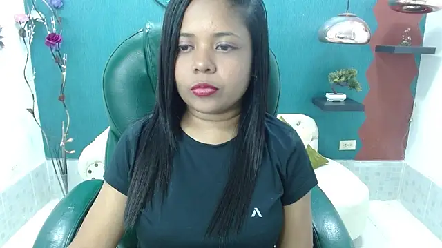 Melikasweetz online show from February 2025 05:51:01 PM