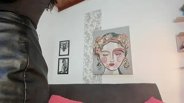 Snapshot of taty_miller chatting on February 2025 08:20:02 PM taty miller online show from February 2025 08:20:02 PM