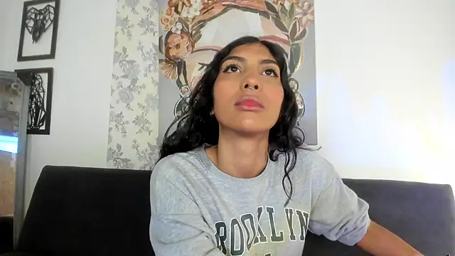 Snapshot of taty_miller chatting on March 2025 08:21:01 PM taty miller online show from March 2025 08:21:01 PM