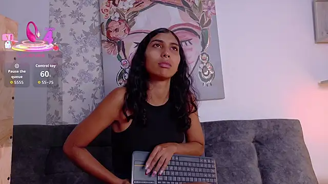 Snapshot of taty_miller chatting on October 2025 08:19:02 PM taty miller online show from October 2025 08:19:02 PM