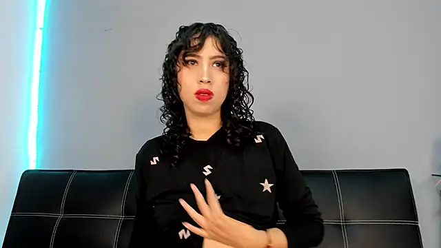 Snapshot of purplay_98 chatting on February 2025 01:49:02 PM purplay 98 online show from February 2025 01:49:02 PM
