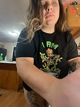 Snapshot of lairarose chatting on December 2024 09:30:02 PM lairarose online show from December 2024 09:30:02 PM