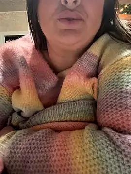 Snapshot of lairarose chatting on November 2025 02:03:01 AM lairarose online show from November 2025 02:03:01 AM