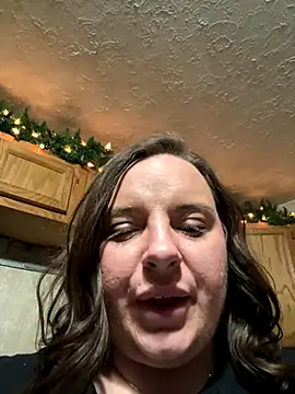 Snapshot of lairarose chatting on December 2025 04:29:02 AM lairarose online show from December 2025 04:29:02 AM