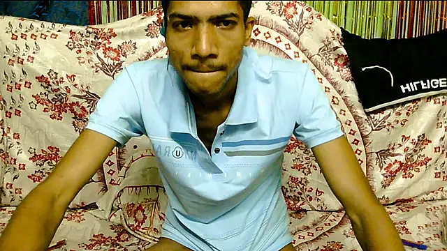 Snapshot of Alex_Suman25 chatting on February 2025 11:43:02 AM Alex Suman25 online show from February 2025 11:43:02 AM