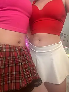 SweetCupcaks online show from March 2026 05:57:02 PM