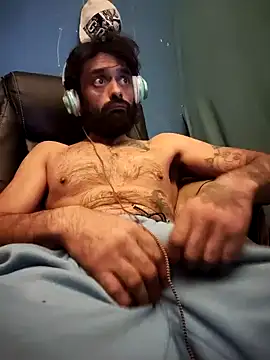 C8L3U online show from December 2024 11:55:02 AM